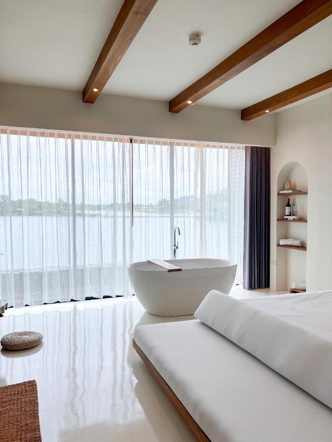 Inlaya Ratchaburi Hotel Ngoại thất bức ảnh