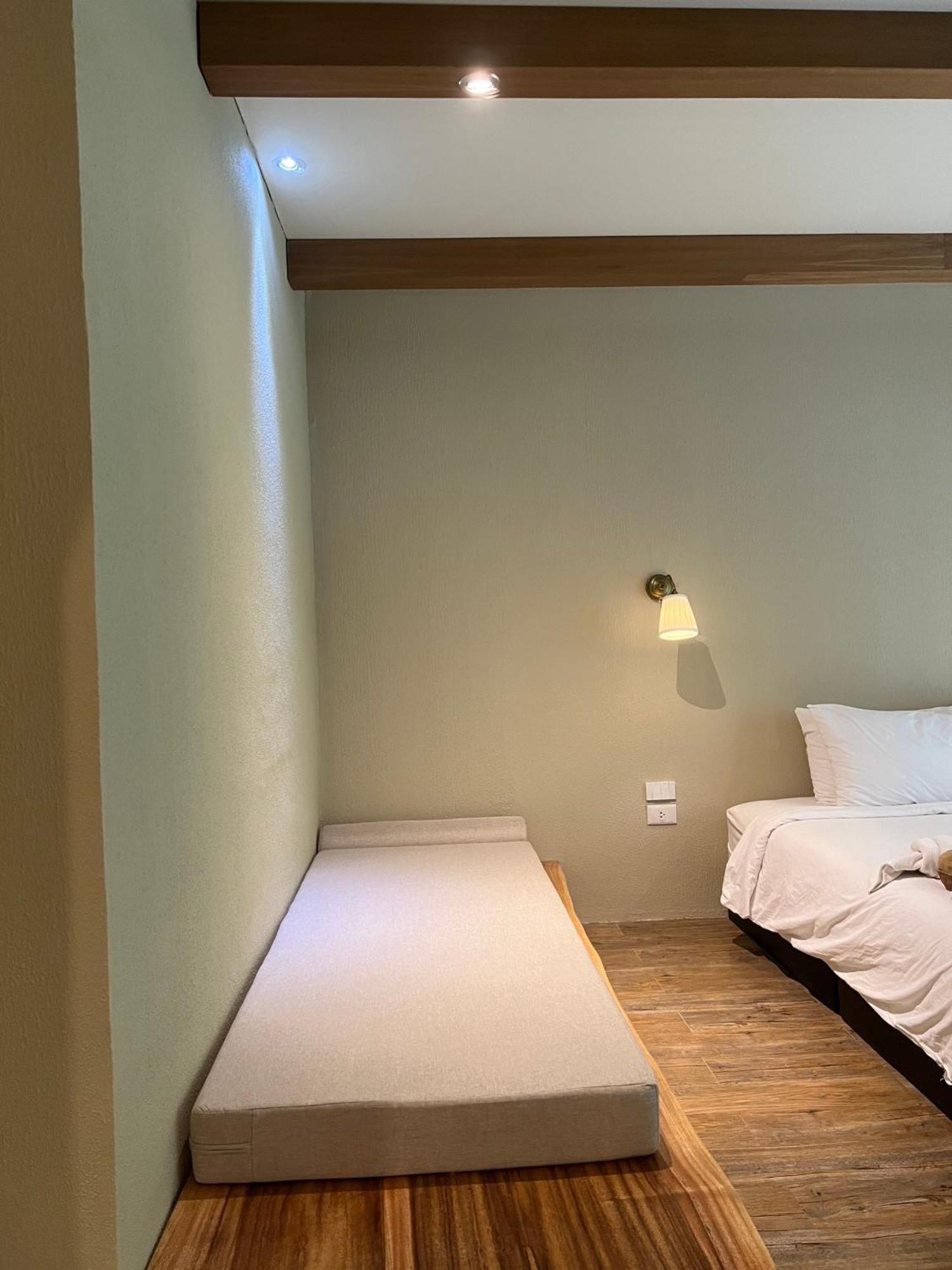 Inlaya Ratchaburi Hotel Ngoại thất bức ảnh