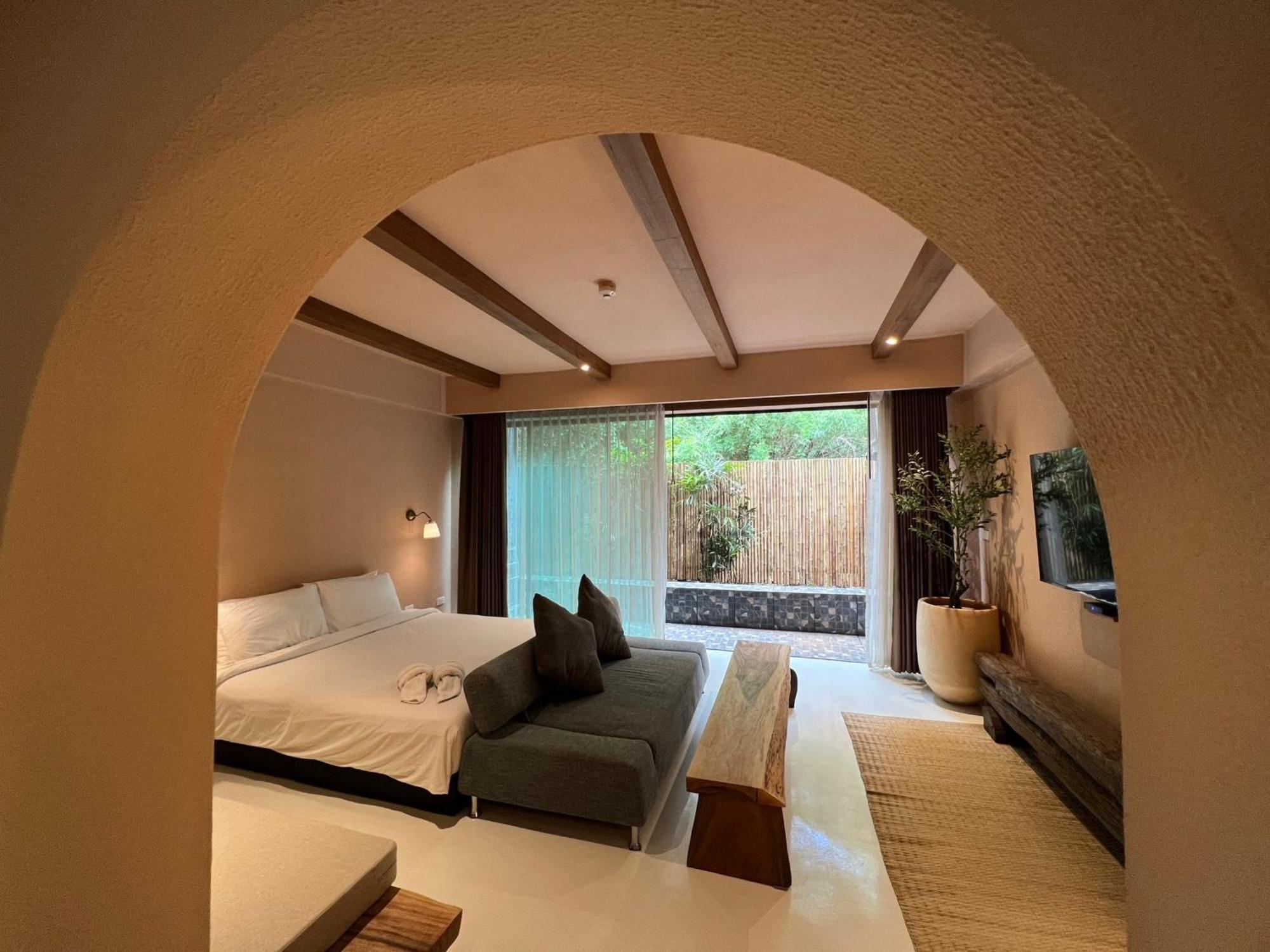 Inlaya Ratchaburi Hotel Ngoại thất bức ảnh