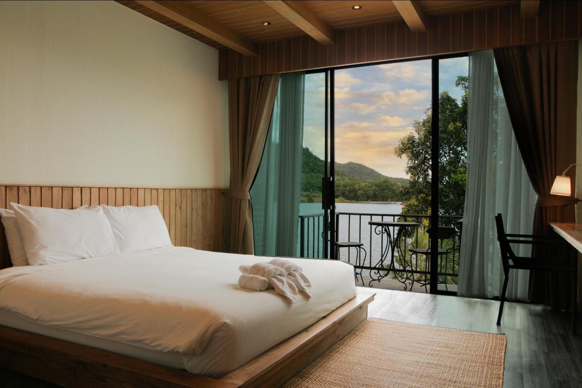 Inlaya Ratchaburi Hotel Ngoại thất bức ảnh